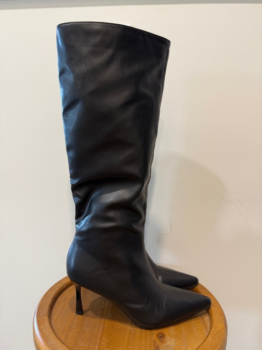 Simmi London - Daija Knee High Leather Boots - Picture 8 of 12